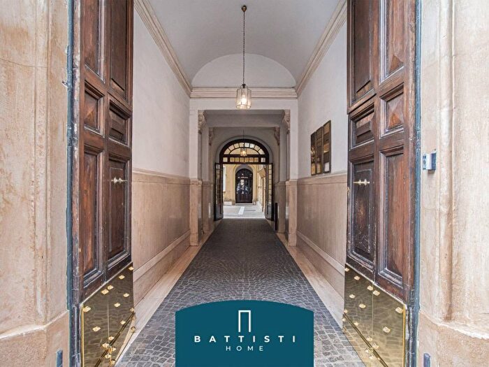 Appartamento trilocale in affitto in Via Giuseppe Gioachino Belli, Prati, Roma