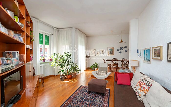 Appartamento con 5 locali in vendita in Corso Ferraris Galileo, Chivasso