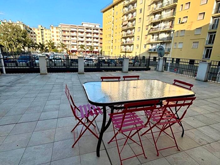 Appartamento con 5 locali in affitto in Via N Pesce, Centro, Taggia