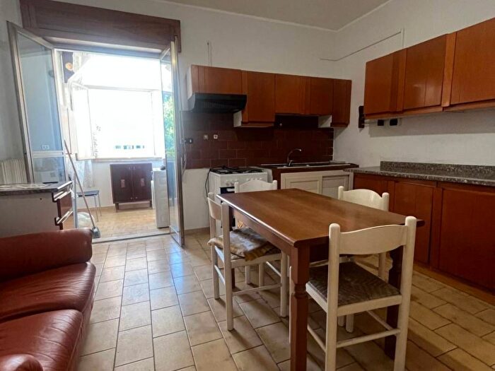 Appartamento trilocale in affitto in Via Nicola Froggio, Centro, Vibo Valentia