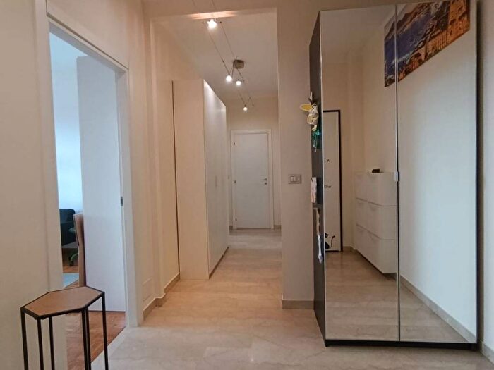 Appartamento trilocale in affitto in Corso Cesare Correnti, Santa Rita, Torino