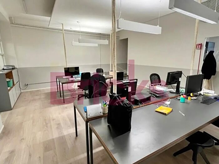 Casa con 6 locali in vendita in Via Francesco d'Ovidio, Milano