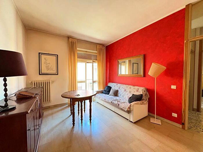 Appartamento bilocale in vendita in Via Palli, Magenta