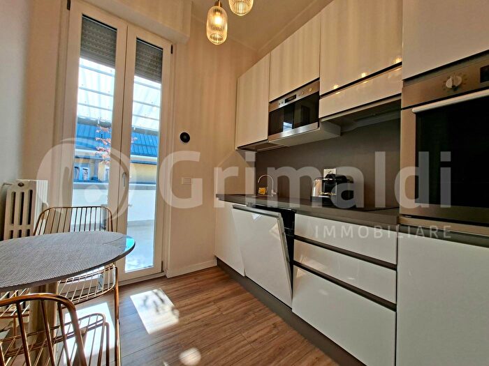 Appartamento bilocale in affitto in Via Luigi Varanini, Milano