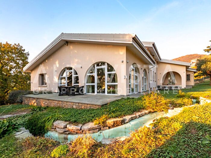 Casa con 12 locali in vendita in Via San Gaetano, Rezzato