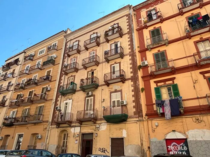 Appartamento bilocale in vendita in Via Regina Elena, Taranto