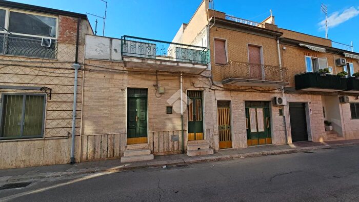 Casa trilocale in vendita in Via Savonarola, Torremaggiore