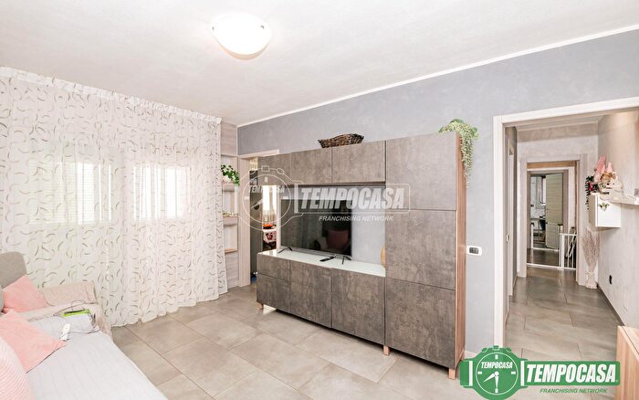 Appartamento trilocale in vendita in Via Massimo Gorky Nuovo, San Giuliano Milanese