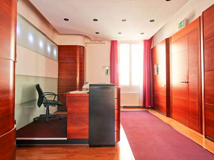 Appartamento con 6 locali in affitto in via Abruzzi, Vittorio Veneto, Roma