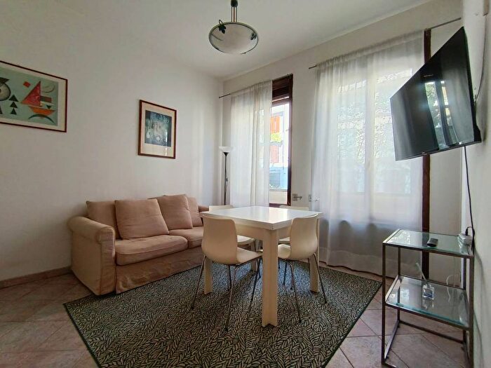 Appartamento monolocale in affitto in Via Carlo Poma, Indipendenza, Milano