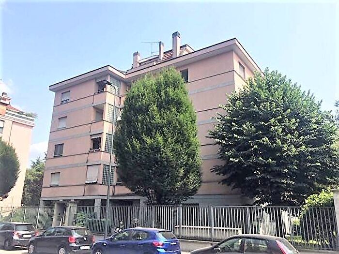 Appartamento monolocale in affitto in Via del Ricordo, Ponte Nuovo, Milano