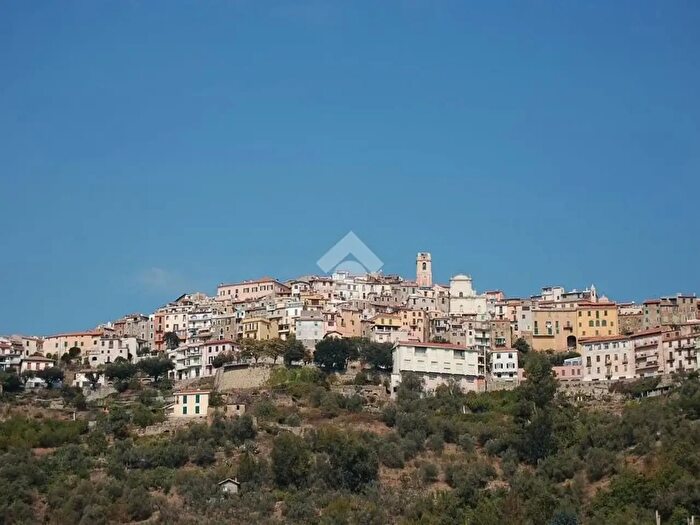 Appartamento monolocale in vendita in Via San Michele, Perinaldo