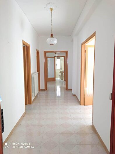 Appartamento con 6 locali in vendita in Via Martiri VI Ottobre, Lanciano