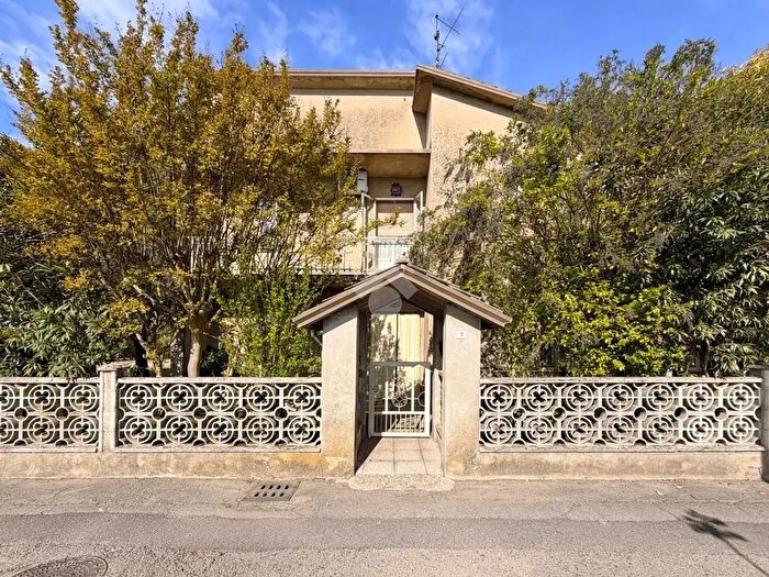 Casa con 6 locali in vendita in Via Lora, Albaredo DAdige