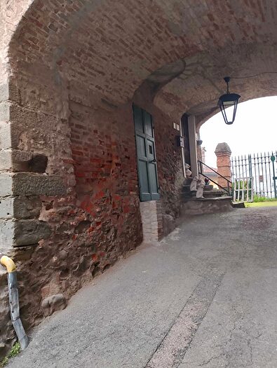 Appartamento quadrilocale in vendita in Via al Castello, Pareto