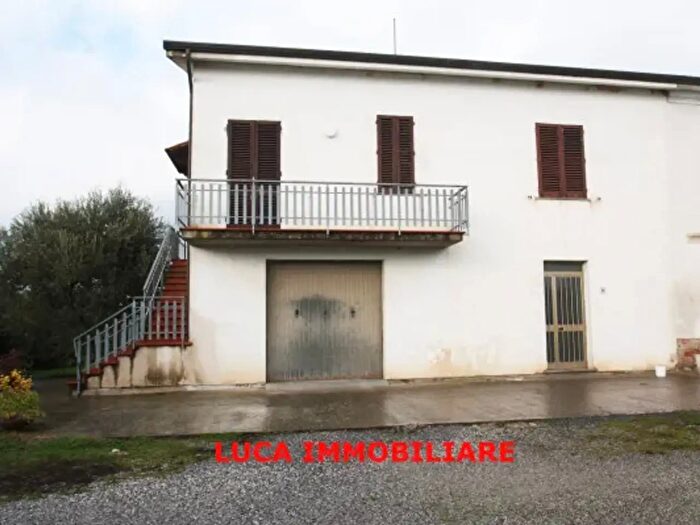 Casa quadrilocale in vendita in Via Romana Vecchia, Chiesina Uzzanese