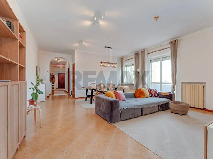 Appartamento quadrilocale in vendita in Via Padre Cesare Albisetti a, Terno DIsola