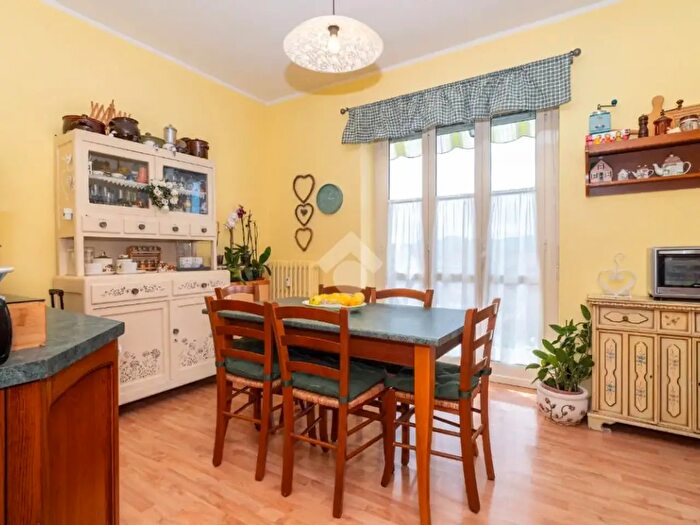 Appartamento trilocale in vendita in Via Meucci, Caselle Torinese