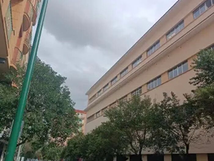 Appartamento trilocale in vendita in Via Maurizio De Vito Piscicelli, Napoli