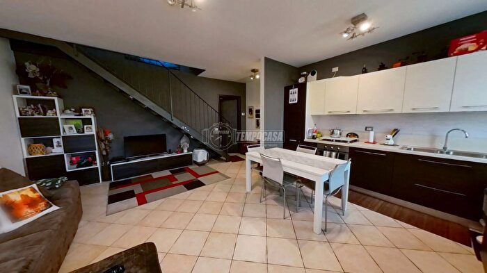 Appartamento trilocale in vendita in Via del Guado, Boffalora DAdda