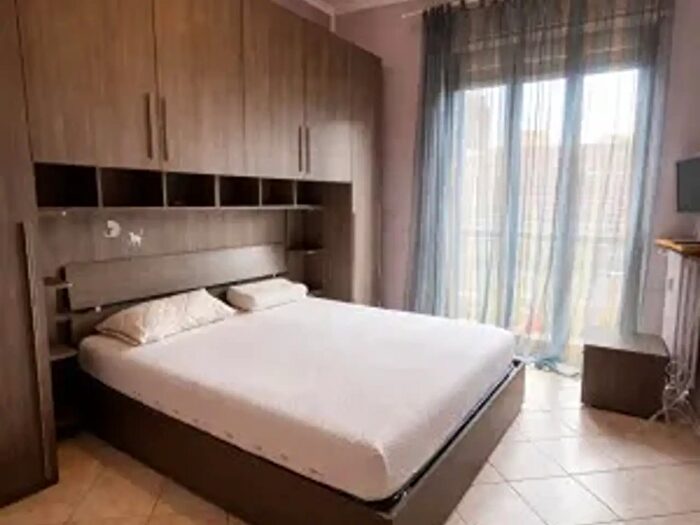 Appartamento bilocale in affitto in Via Monastir, Torino