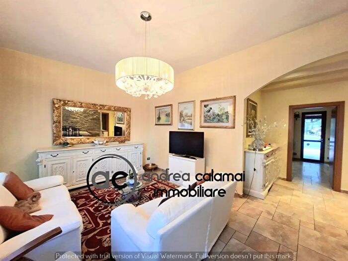 Appartamento con 6 locali in vendita in Via Antonio Gramsci, Quarrata