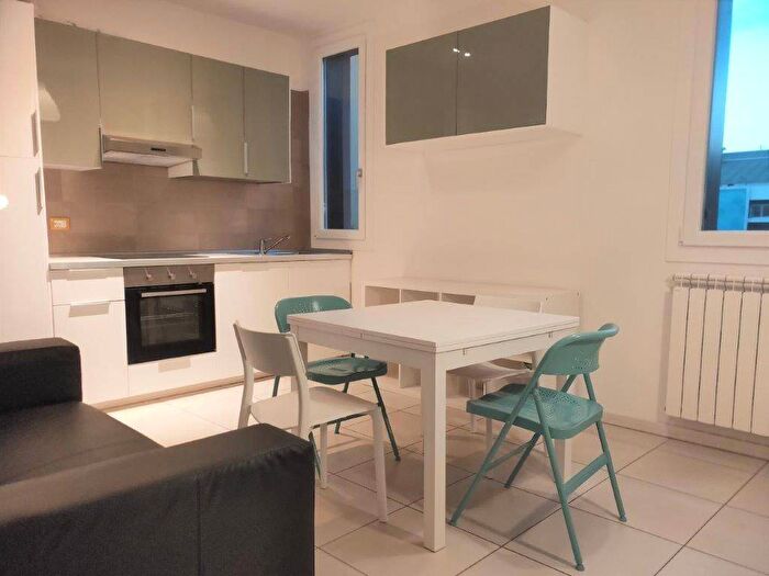 Appartamento trilocale in affitto in Via Donato Creti, Bolognina, Bologna