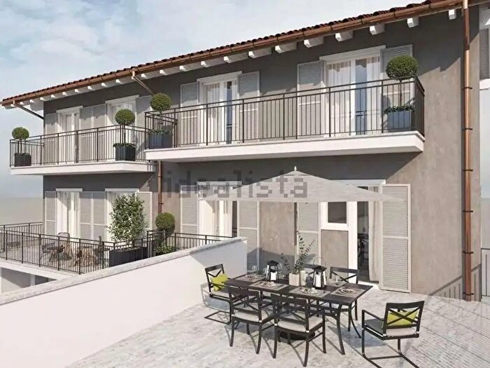 Casa trilocale in vendita in Baveno