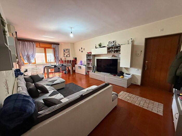 Appartamento quadrilocale in affitto in Via Berna, Tribunale, Frosinone