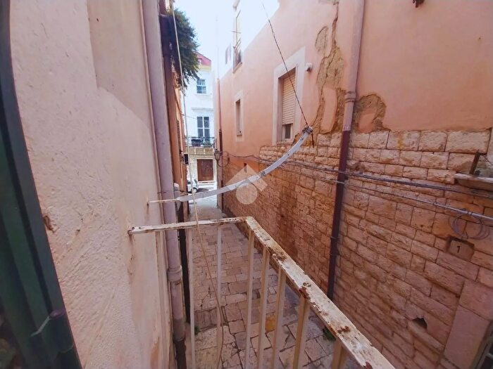 Appartamento trilocale in vendita in Via Giovenale, Barletta