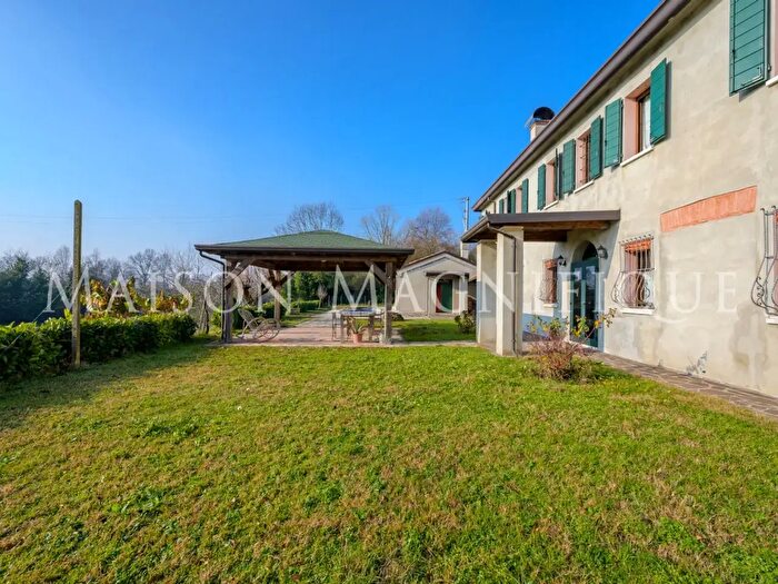 Casa con 5 locali in vendita in Via della Pesca, Ferrara