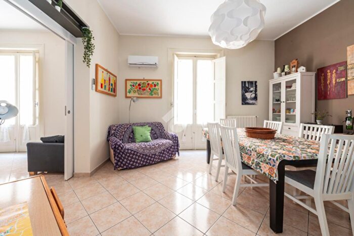 Appartamento con 5 locali in vendita in Via Mercè, Trapani