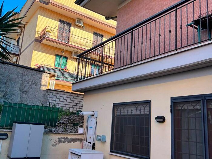 Appartamento bilocale in affitto in Via Adalberto Cencetti, Giardinetti, Roma