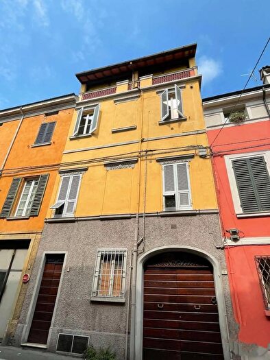 Appartamento con 5 locali in vendita in Reggio Emilia