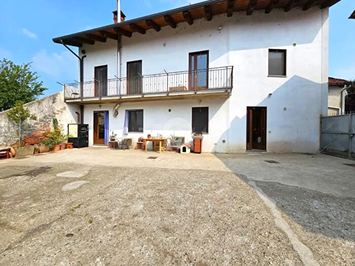 Casa con 5 locali in vendita in Vicolo Arnoletti, Mazze