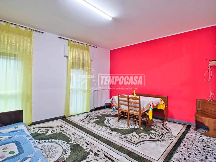 Appartamento quadrilocale in vendita in Novara