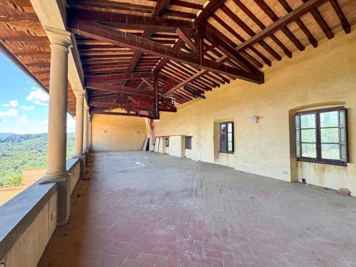 Appartamento con 7 locali in vendita in Via di Casignano, Scandicci