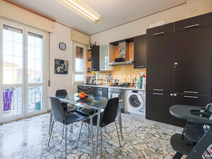 Appartamento trilocale in vendita in Bologna