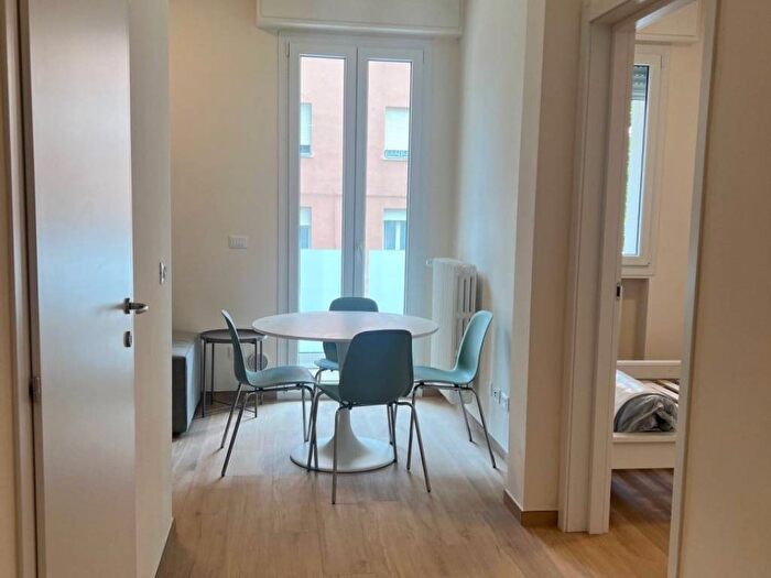Appartamento trilocale in affitto in Via Edoardo Ferravilla, San Donato, Bologna