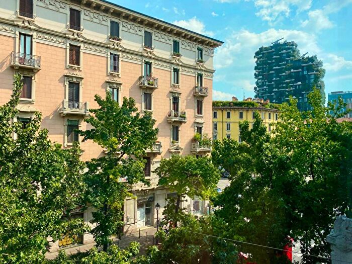 Appartamento bilocale in affitto in Via Pietro Borsieri, Isola, Milano