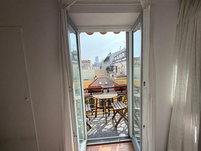 Appartamento bilocale in affitto in Via della Commenda, Quadronno Crocetta, Milano