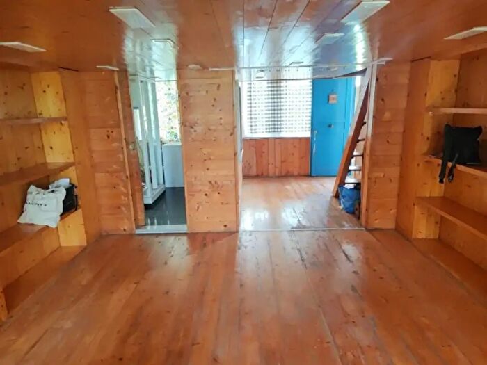 Appartamento trilocale in vendita in Via Antonio Conti, Roma