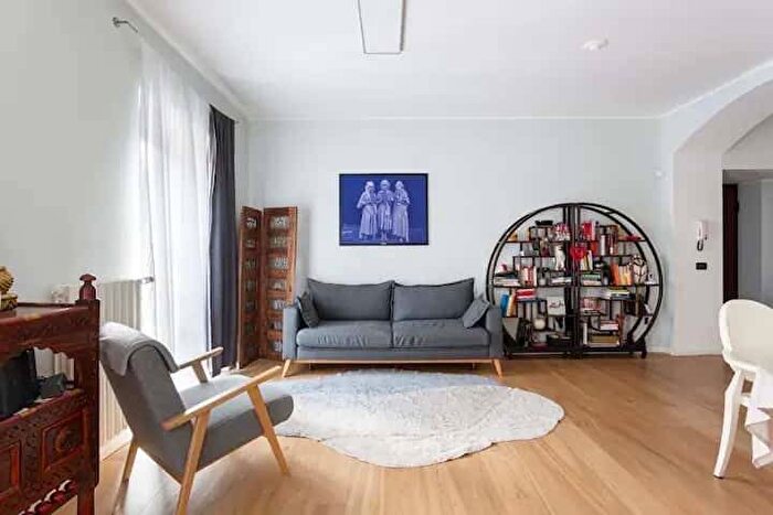 Appartamento bilocale in affitto in Via Felice Casati, Buenos Aires, Milano