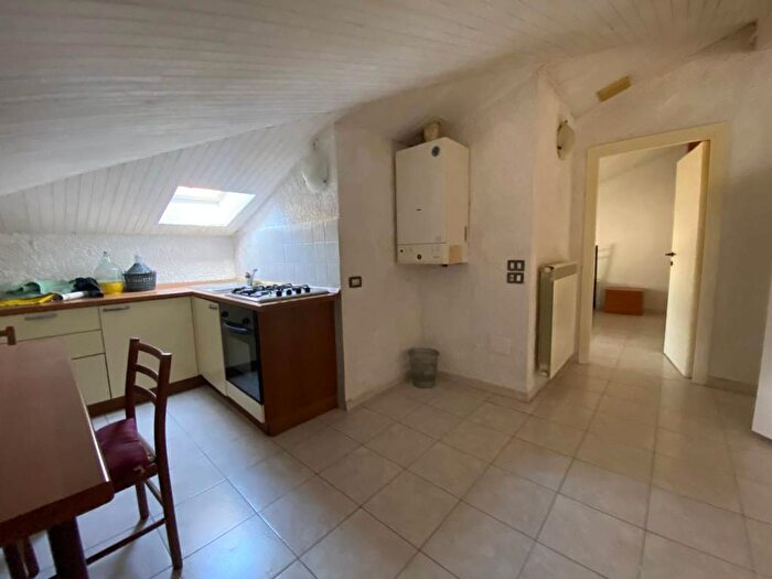 Casa bilocale in affitto in Via Amalfi, Marcelli, Numana