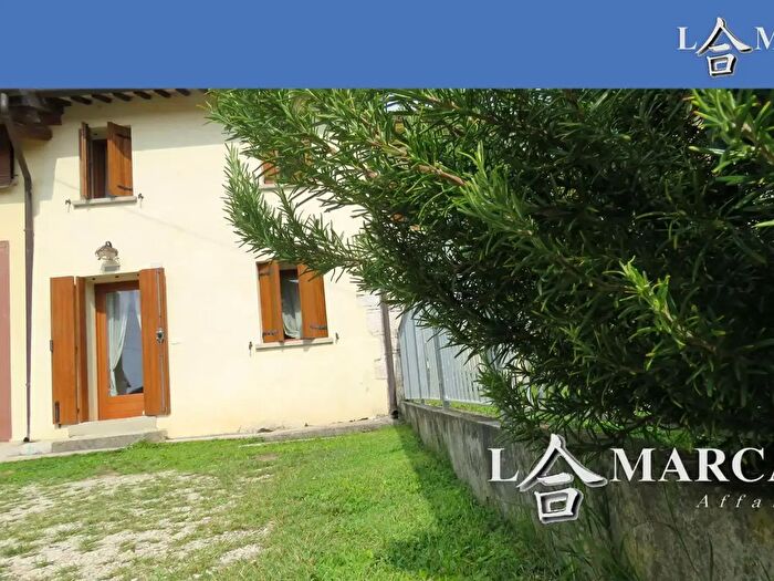 Casa con 5 locali in vendita in Pieve del Grappa