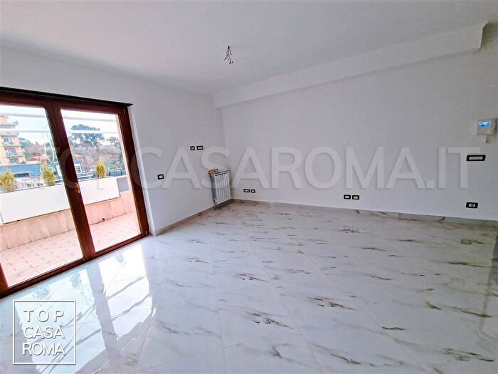 Appartamento monolocale in affitto in Via Gorlago, Ottavia, Roma