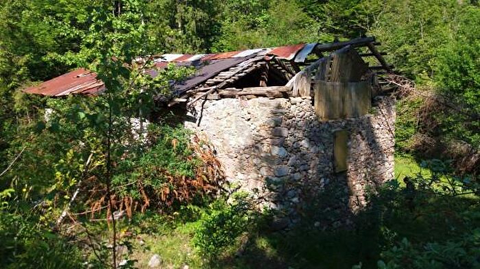 Casa trilocale in vendita in Strada Provinciale del Passo di Crocedomini, Bagolino