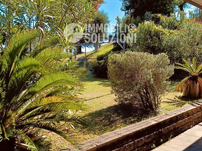 Appartamento bilocale in affitto in VIA MOLARIA, Pieve Vecchia Villaggio Sanghen, Manerba del Garda