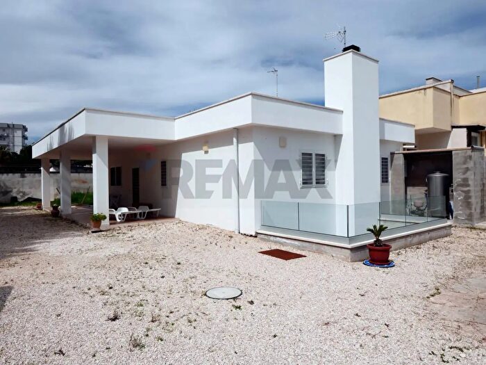 Casa con 5 locali in vendita in Via Luisi, Bari