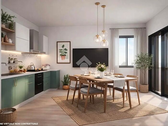 Casa trilocale in vendita in Via Tiziano, Arzachena